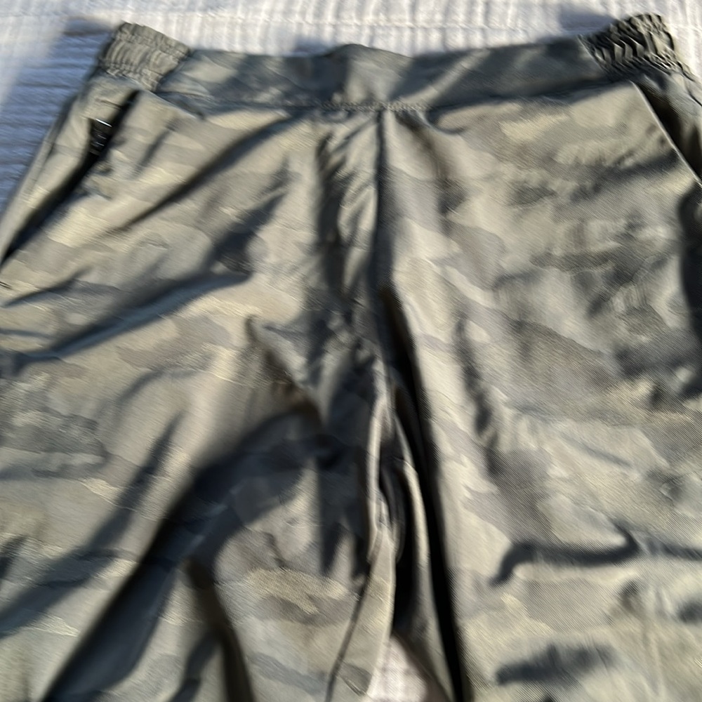 Athleta Camo Patterned Lined Joggers - image 2